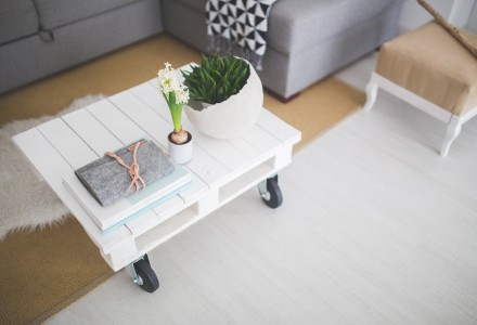 table-white-home-interior